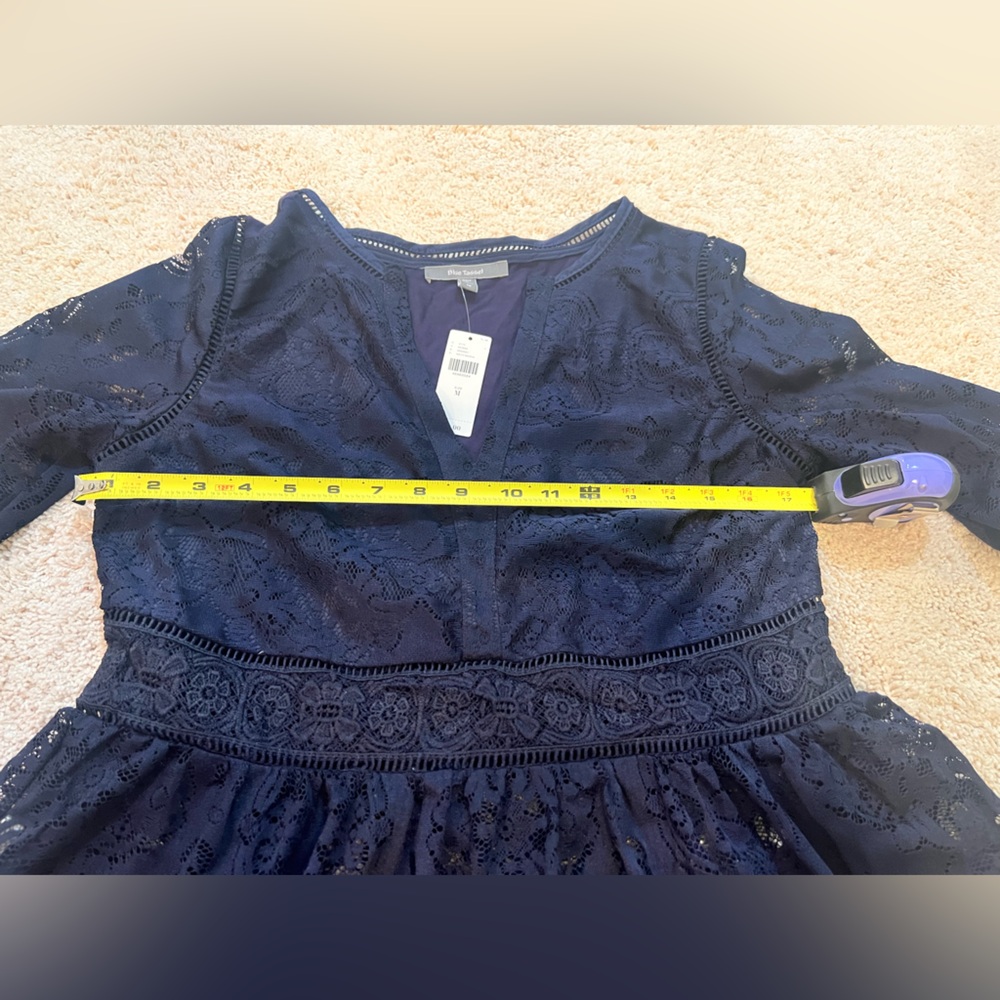Blue Tassel Navy Lace Women Top 3/4 Sleeves Flare Waist NWT Size Medium - Picture 4 of 9